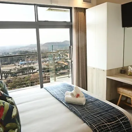 Menlyn Trilogy - 2 Bedroom & Great Views - No Loadshedding Pretoria Exterior photo